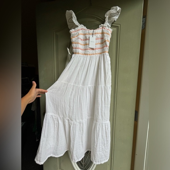 CUTE White Summer Flowy Dress | Greylin | Coastal Cowgirl Vibe - Picture 7 of 9